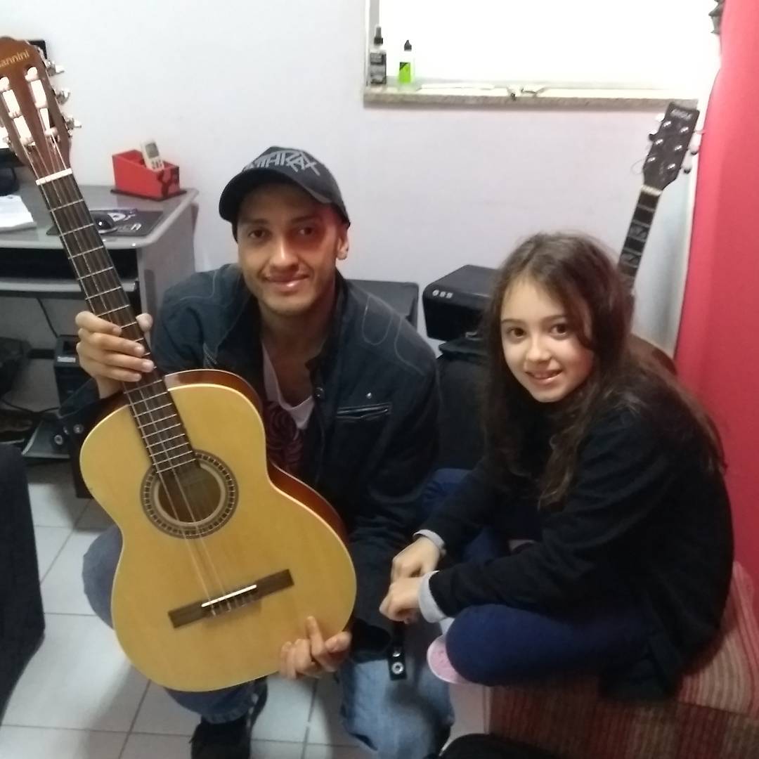 Aulas de Violão para Crianças